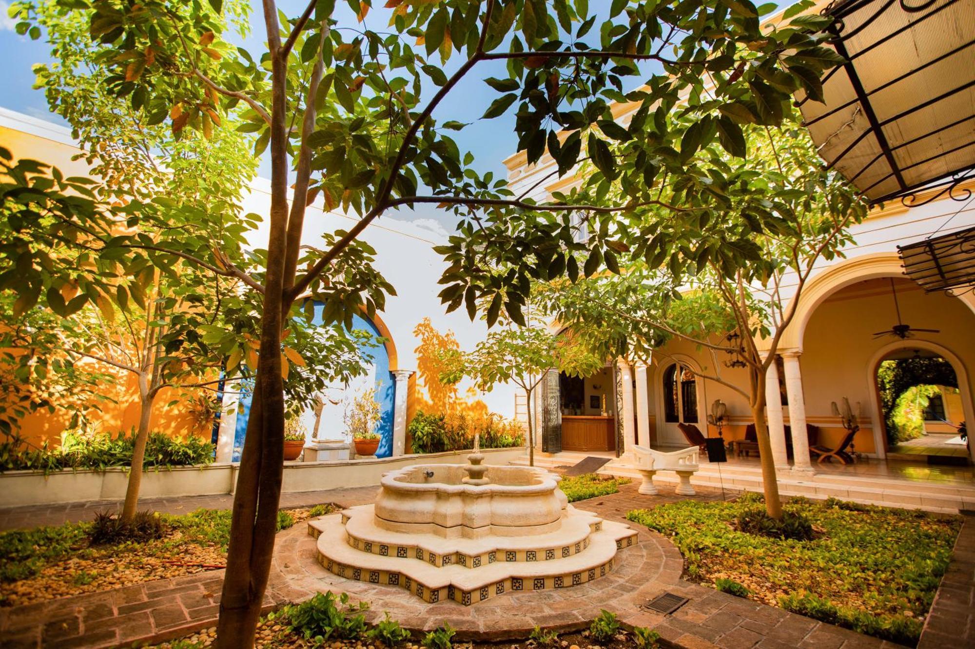 Hotel Boutique La Mision De Fray Diego (Adults Only) Merida Ngoại thất bức ảnh